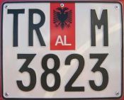 TR M 3823